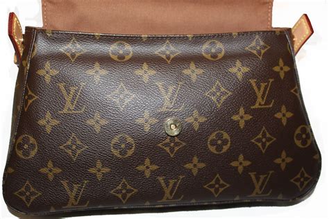 louis vuitton mini tote bag.